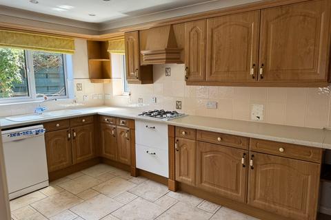 3 bedroom detached bungalow for sale, Jaywick Close, Strensall, York