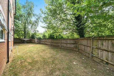 1 bedroom flat for sale, Chelveston Crescent, Southampton, Hampshire, SO16