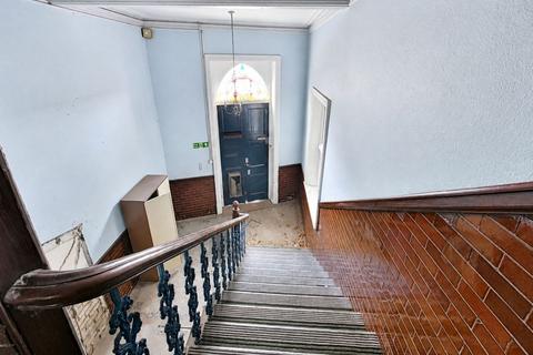 2 bedroom detached house for sale, Greenview, 64 Briggate, Brighouse, West Yorkshire, HD6 1EF