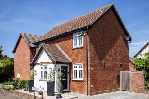 Petresfield Way, Brentwood CM13
