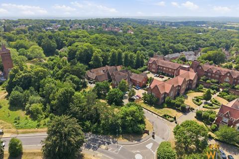 3 bedroom flat for sale, The Galleries, Brentwood CM14