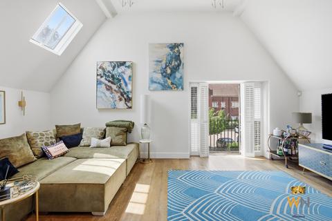 3 bedroom flat for sale, The Galleries, Brentwood CM14