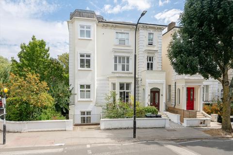Buckland Crescent, London NW3