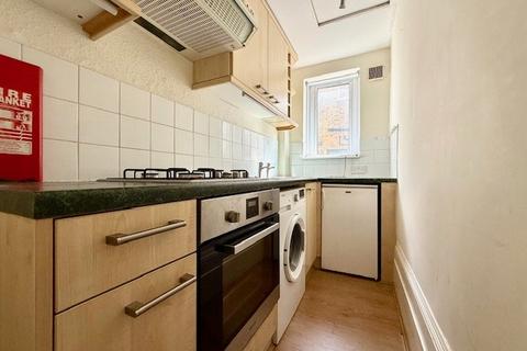 undefined, Clarendon Road, London, E18