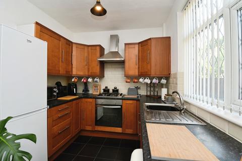 2 bedroom semi-detached house for sale, Eyre Avenue, SCUNTHORPE