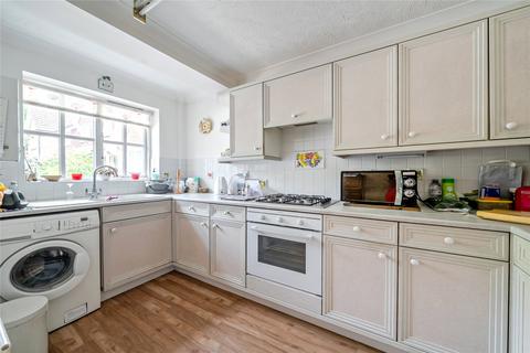 2 bedroom end of terrace house for sale, Duxberry Close, Bromley