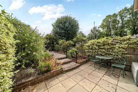 2 bedroom end of terrace house for sale, Duxberry Close, Bromley