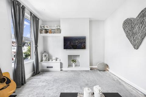 1 bedroom apartment for sale, Buxton Road, London E4