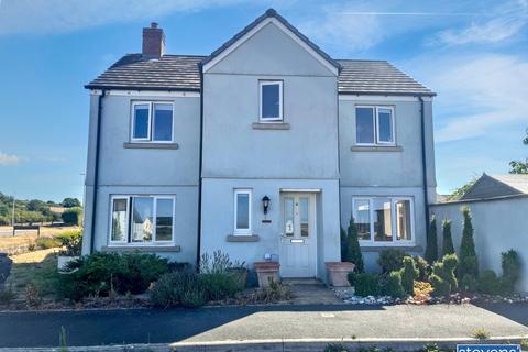 4 bedroom detached house for sale, Fulford Gardens, North Tawton, Devon, EX20