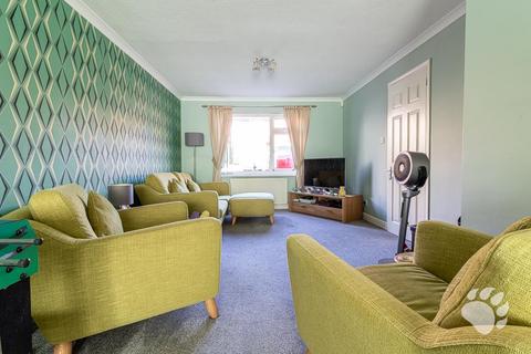 3 bedroom detached house for sale, Tiptree Grove, Wickford SS12