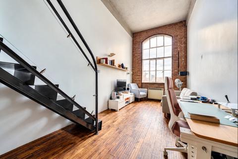 1 bedroom apartment for sale, Manhattan Building, Bow Quarter, London, E3