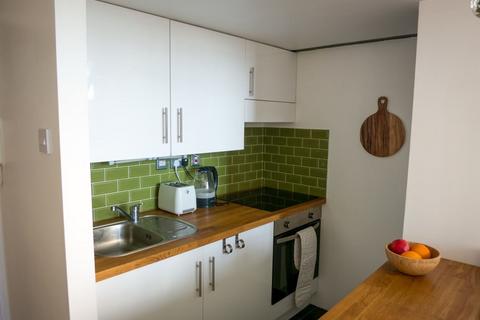 1 bedroom apartment for sale, Manhattan Building, Bow Quarter, London, E3