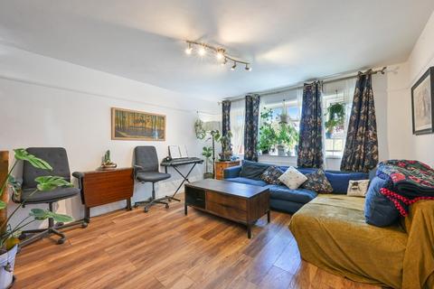 2 bedroom maisonette for sale, Burnet Grove, Epsom