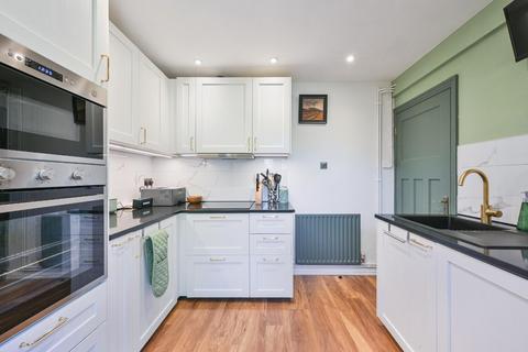 2 bedroom maisonette for sale, Burnet Grove, Epsom