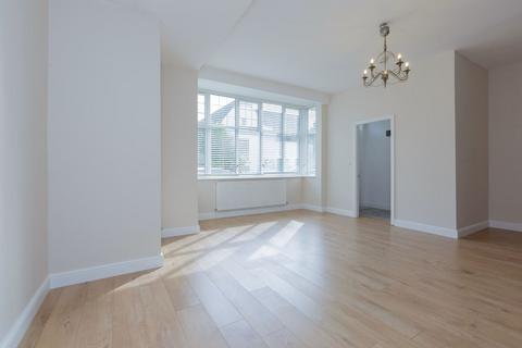 2 bedroom flat to rent, Holbrook Road, Leicester, LE2