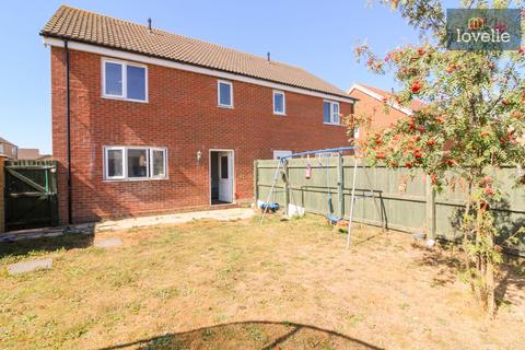 3 bedroom semi-detached house for sale, St. Helens Drive, Louth, LN11