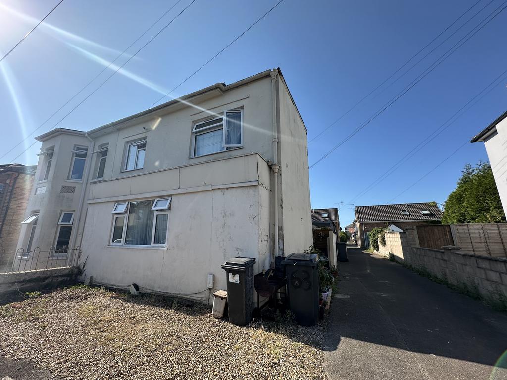 Capstone Road, Bournemouth,
