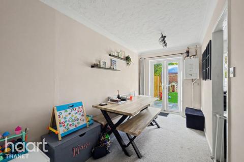 2 bedroom terraced house for sale, Roseacre Court, Margate