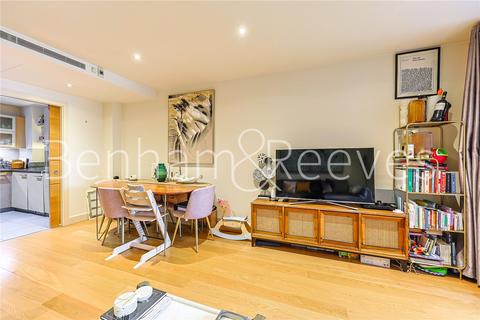 2 bedroom apartment to rent, Lensbury Avenue, London, SW6