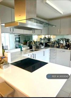3 bedroom terraced house to rent, Malta Terrace, Edinburgh, EH4