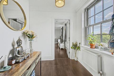 2 bedroom flat for sale, Clickers Drive, Northampton