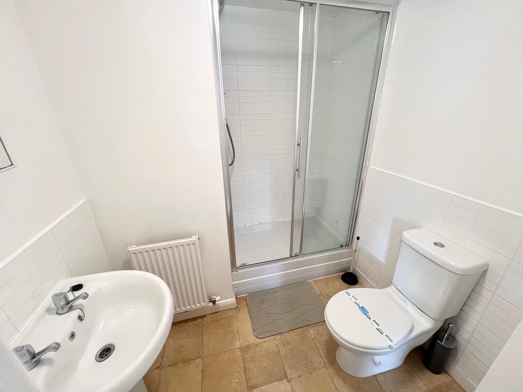 House in Nottingham, Beeston - View 3