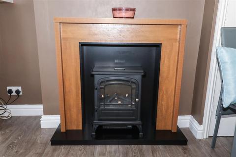 2 bedroom semi-detached house for sale, Dundonald Park, Cardenden