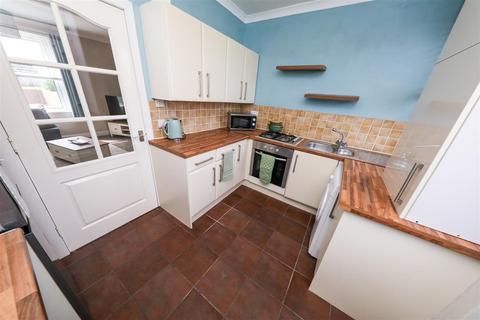 2 bedroom semi-detached house for sale, Dundonald Park, Cardenden