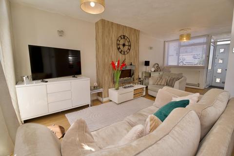 3 bedroom end of terrace house for sale, Inverness Close, Coventry