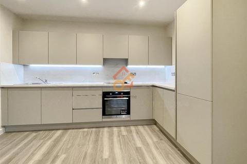 3 bedroom flat to rent, Alder Point, 2 Green Ferry Way, London, E17
