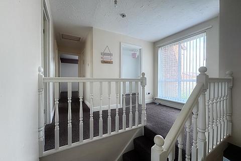 2 bedroom apartment for sale, Bodmin Close, Battle Hill
