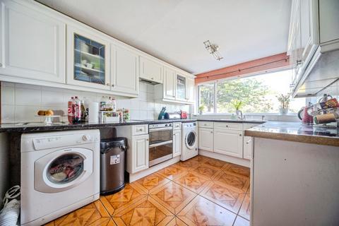 3 bedroom terraced house for sale, Ruthven Close, Bletchley, Milton Keynes, Buckinghamshire, MK2