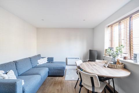 undefined, Greenaways, Stroud GL5