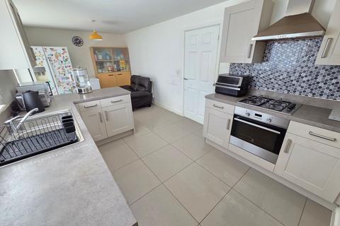 4 bedroom detached house for sale, Buzzard Way, Barnsley, S75