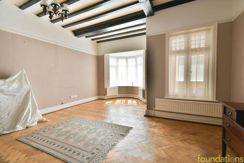 2 bedroom ground floor flat for sale, Cooden Drive, Bexhill-on-Sea, TN39