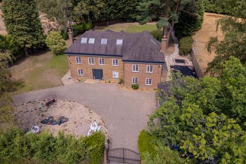 undefined, Larch Avenue, Ascot SL5