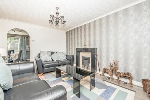 3 bedroom townhouse for sale, Chiltern Court, Leeds