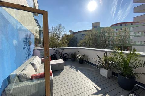 2 bedroom flat to rent, Cathedral Walk, Bristol, BS1