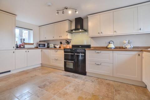 2 bedroom cottage to rent, Fairwind, Kemerton, Tewkesbury