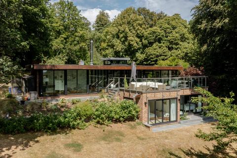 4 bedroom house for sale, Three Gates Lane, Haslemere
