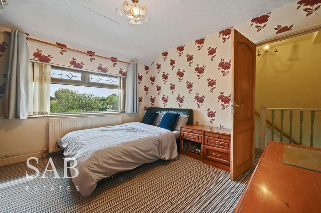 House in Southall - View 5