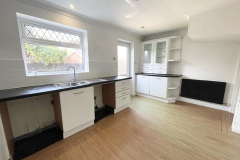 3 bedroom semi-detached house for sale, Rowntree Avenue, Fleetwood FY7