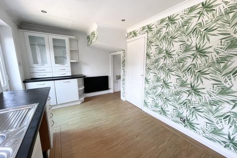 3 bedroom semi-detached house for sale, Rowntree Avenue, Fleetwood FY7