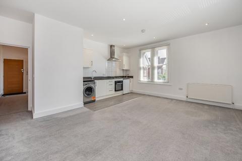 1 bedroom flat for sale, Sandringham Road, Petersfield, Hampshire