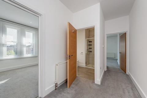 1 bedroom flat for sale, Sandringham Road, Petersfield, Hampshire