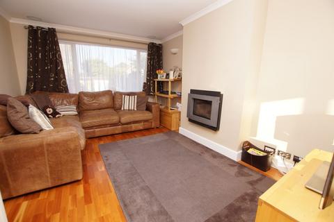4 bedroom detached house for sale, Eastview Drive, Rayleigh, SS6