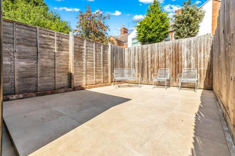 3 bedroom terraced house for sale, Knighton Fields Road West, Knighton Fields, Leicester