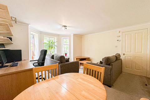 2 bedroom flat for sale, Park Avenue, Mossley Hill, L18