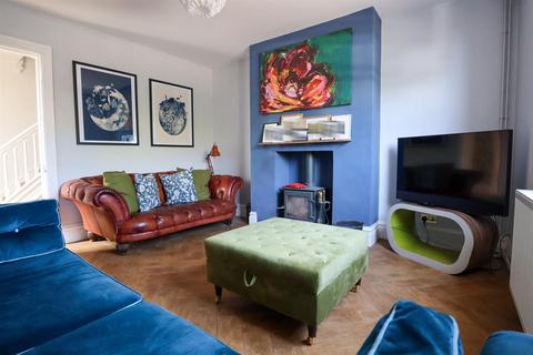3 bedroom semi-detached house for sale, Barleythorpe Road, Oakham LE15