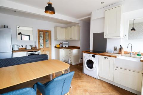 3 bedroom semi-detached house for sale, Barleythorpe Road, Oakham LE15